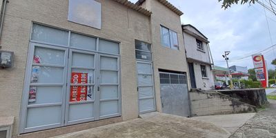 Buscas local comercial en Pereira?tenemos este local en arriendo disponible, con un area total de 37 metros cuadrados, ubicado sobre zona de alto trafico peatonal y vehicular ideal para emprendedores, marcas comerciales o profesionales que buscan visibilidad, facil acceso y excelente ubicacion, lo mejor es que esta sobre una de la avenida mas importantes de Pereira cerca de estaciones de servicio, zona residencial y colegios, No dejes pasar esta oportunidad comunicate con nosotros.