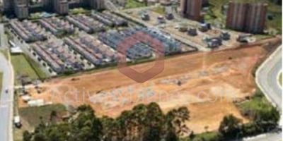 Vendo lote de 90 mt² en Rionegro, barrio barro blanco, en Unidad Abierta  con fácil acceso, vía totalmente pavimentada, parqueadero para visitantes, se pueden construir  hasta 3 niveles.
Información sujeta a cambios. Las imágenes de muebles, enseres, decoración y demás elementos son una referencia.
Vende Activos y Bienes, Inmobiliaria experta en administración, arrendamiento y venta de apartamentos, casas, locales, bodegas y oficinas en el Oriente Antioqueño, Medellín y toda el área Metropolitana.
