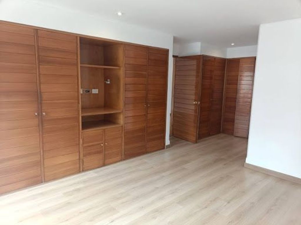 Apartamento de 3 alcobas en venta en Chicó Norte, Bogotá, 149 m² · foto 4 de 20