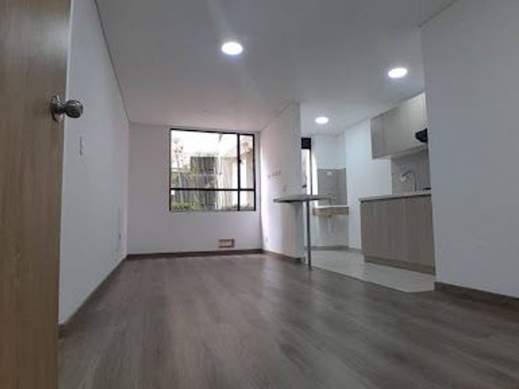 Apartamento de 2 alcobas en venta en Verbenal, Bogotá, 53 m² · foto 2 de 20