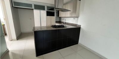 ¡Descubre tu nuevo hogar en el corazón de Medellín, Antioquia con este increíble dúplex disponible para alquiler! Con una ubicación privilegiada y un diseño moderno, esta propiedad de 150 M2 de área terreno y construida es perfecta para aquellos que buscan confort y calidad de vida.

El dúplex cuenta con un área privada de 150 M2, distribuidos estratégicamente en 4 amplias alcobas y 3 baños, para brindar comodidad y privacidad a todos sus habitantes. Además, cuenta con 2 garajes propios, para que puedas estacionar tus vehículos de forma segura y cómoda. COD INMUEBLE 9275558
