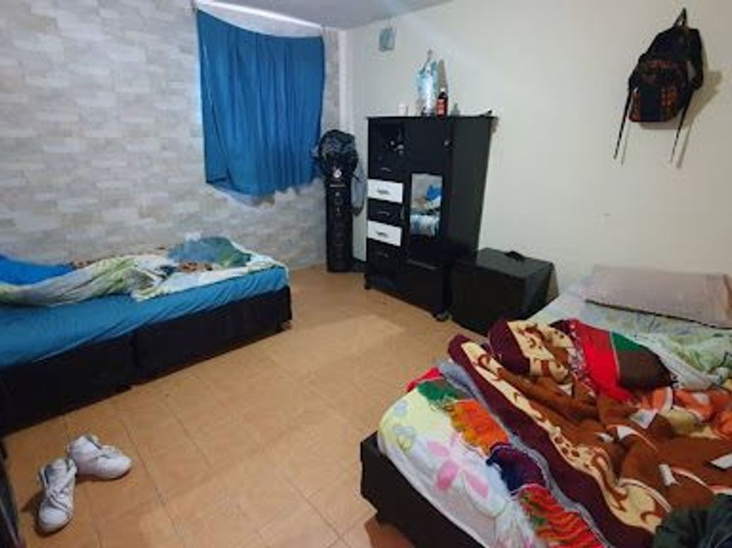 Casa de 8 alcobas en venta en Granada Sur, Bogotá, 330 m² · foto 7 de 20