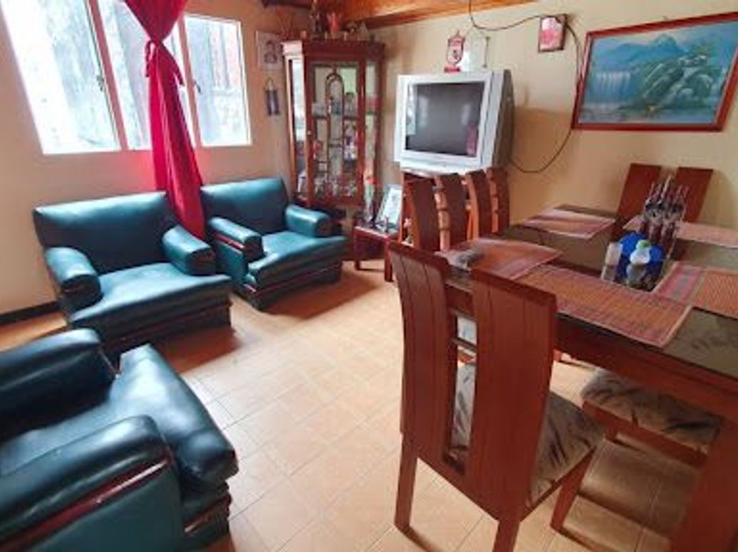 Casa de 8 alcobas en venta en Granada Sur, Bogotá, 330 m² · foto 19 de 20