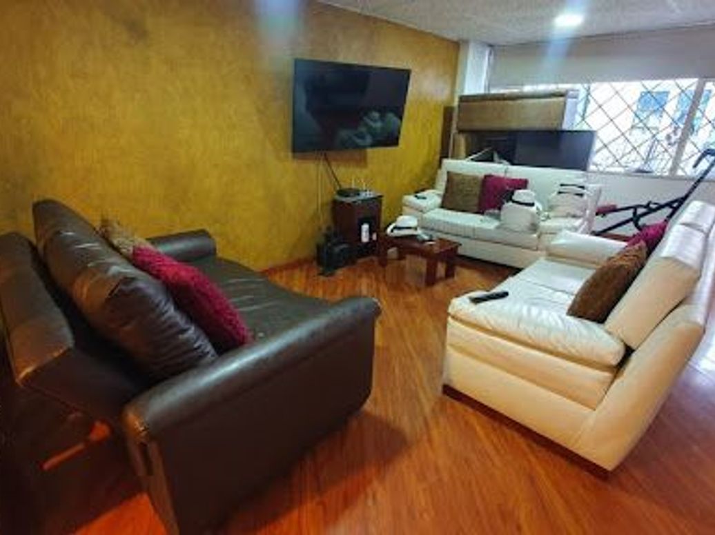 Casa de 3 alcobas en venta en Ciudad Jardín Sur, Bogotá, 110 m² · foto 2 de 20
