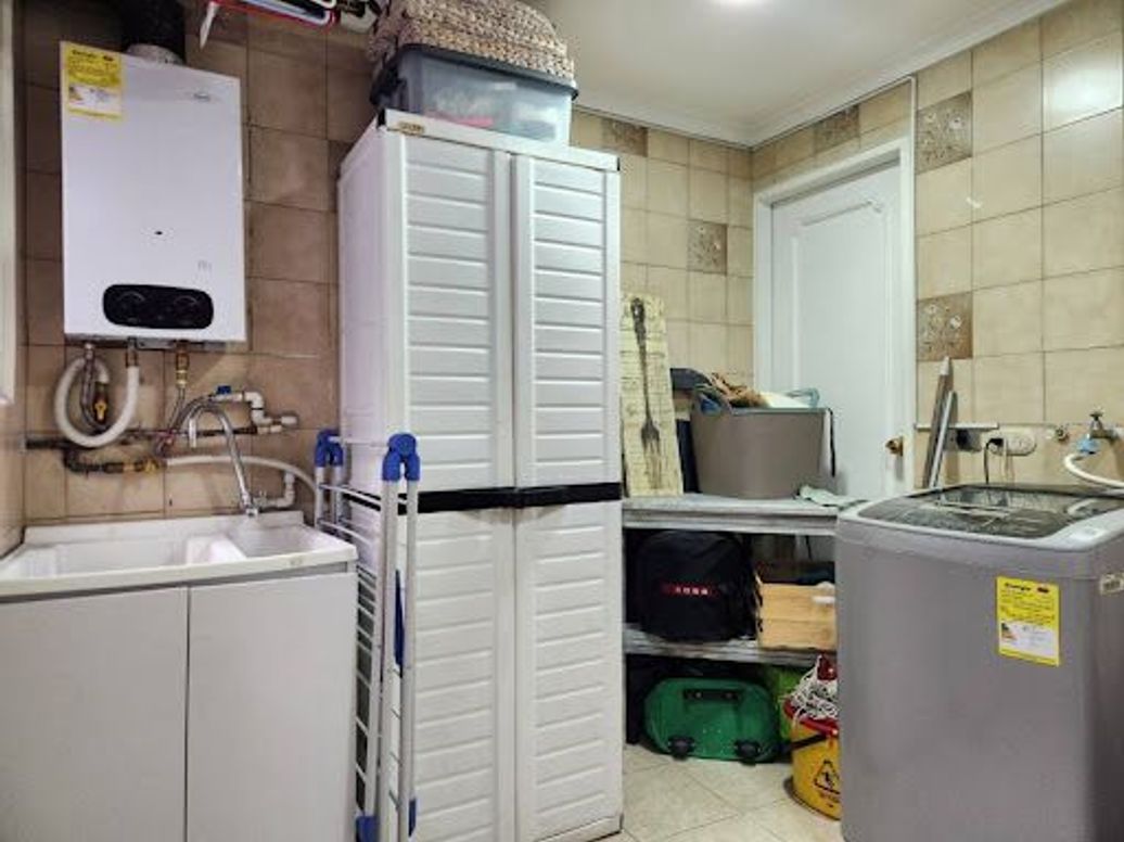 Apartamento de 3 alcobas en venta en Los Rosales, Bogotá, 183 m² · foto 9 de 19