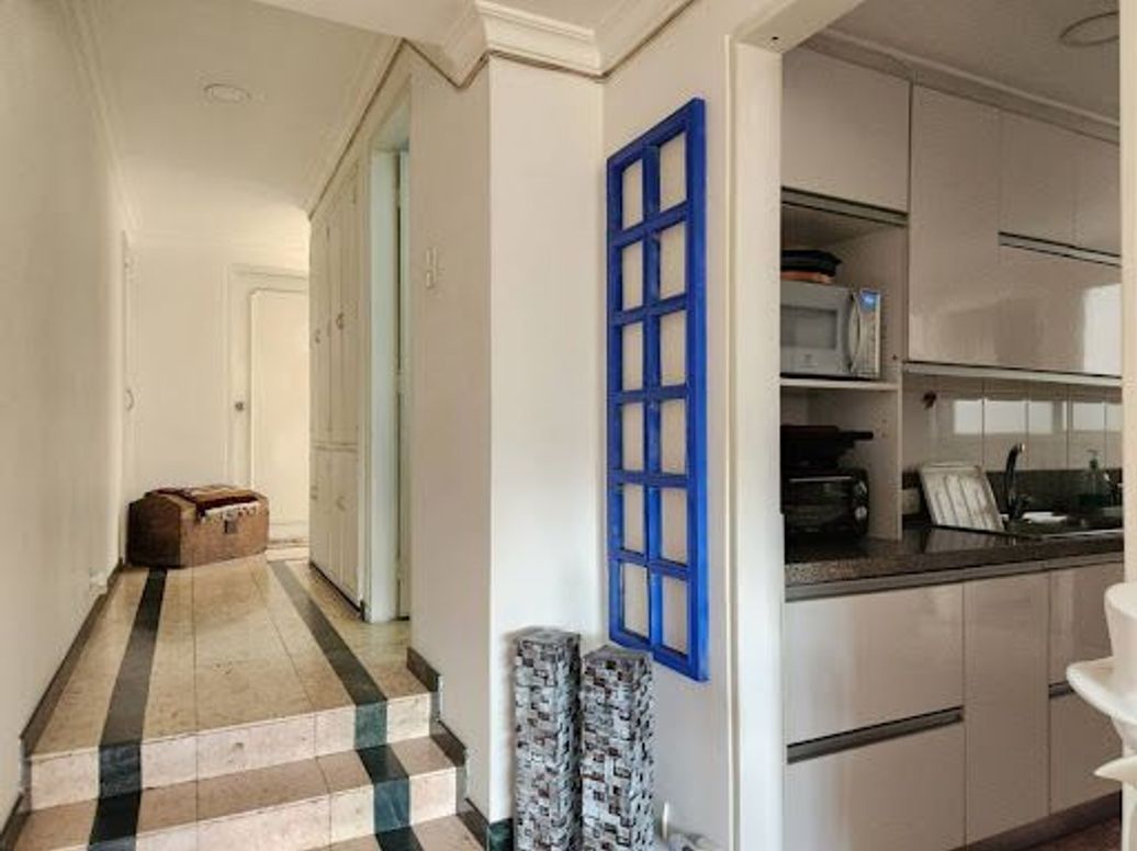 Apartamento de 3 alcobas en venta en Los Rosales, Bogotá, 183 m² · foto 11 de 19