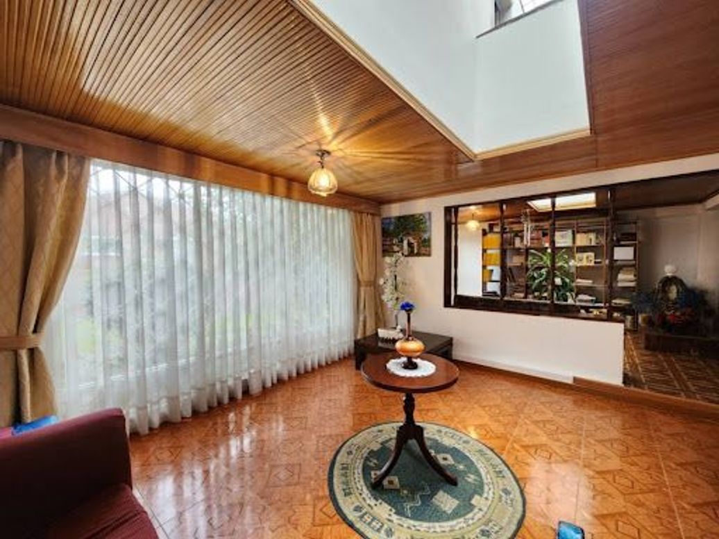 Casa de 4 alcobas en venta en Niza, Bogotá, 210 m² · foto 5 de 20