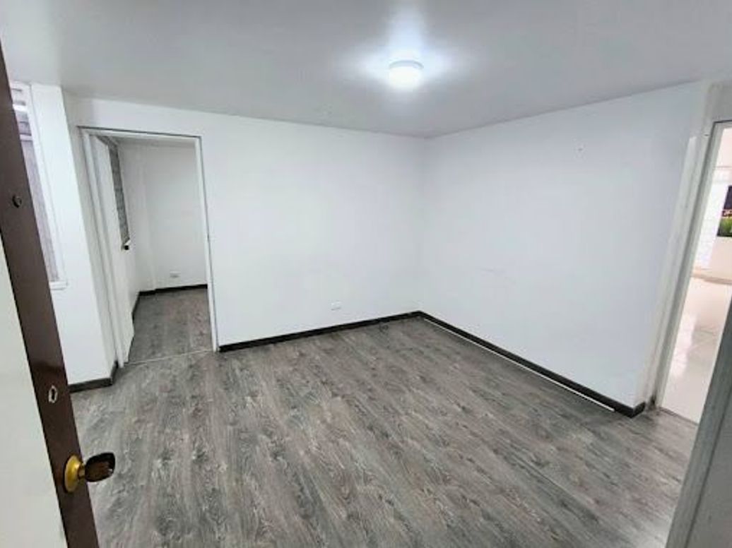 Apartamento de 4 alcobas en venta en San Felipe, Bogotá, 110 m² · foto 5 de 20