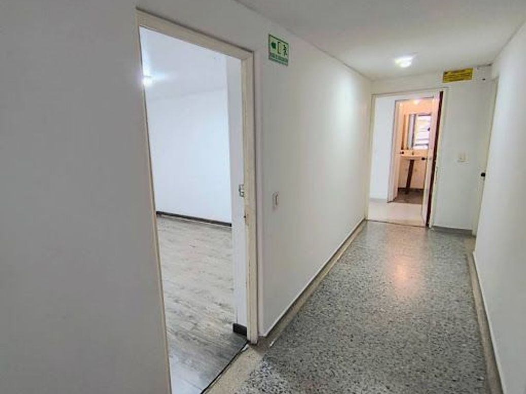 Apartamento de 4 alcobas en venta en San Felipe, Bogotá, 110 m² · foto 4 de 20