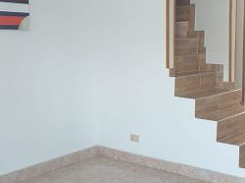 Casa de 4 alcobas en venta en Villas De Granada, Bogotá, 116 m² · foto 2 de 19