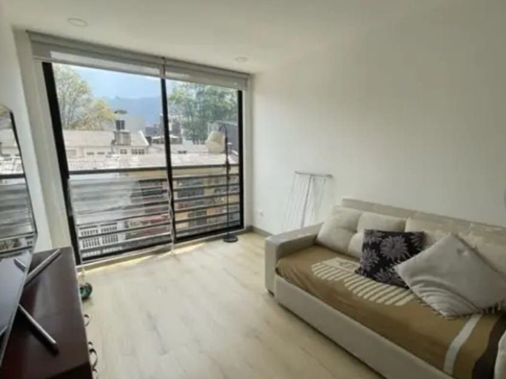 Apartamento de 3 alcobas en venta en San Luis, Bogotá, 78 m² · foto 3 de 16