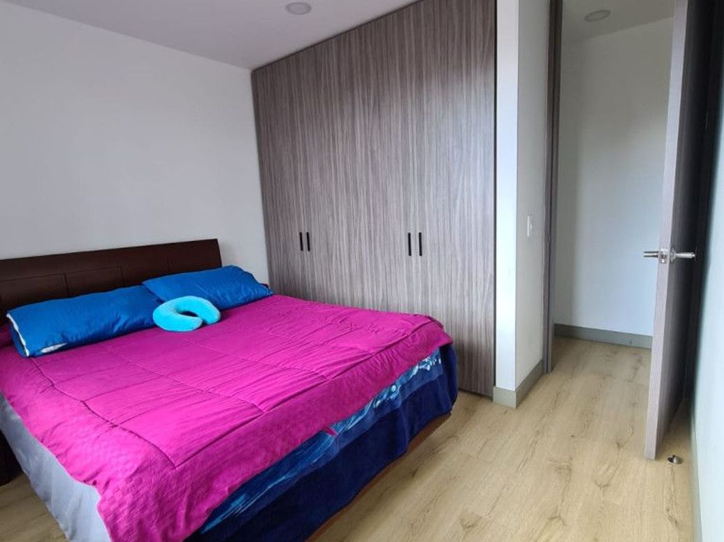 Apartamento de 3 alcobas en venta en San Luis, Bogotá, 78 m² · foto 12 de 16