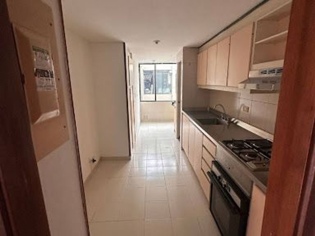 Apartamento de 3 alcobas en venta en Pontevedra, Bogotá, 103 m² · foto 17 de 20