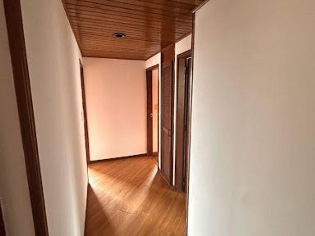 Apartamento de 3 alcobas en venta en Pontevedra, Bogotá, 103 m² · foto 8 de 20