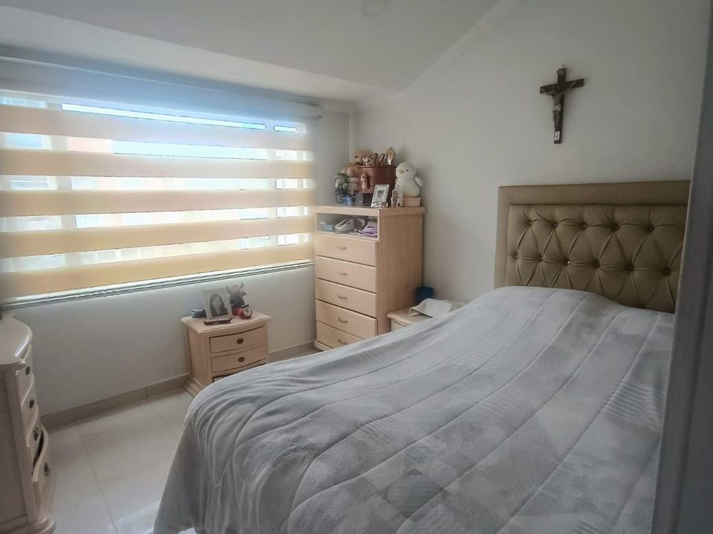 Casa de 3 alcobas en venta en Urb Villa Del Pinar Manzana 7, Bogotá, 116 m² · foto 3 de 19
