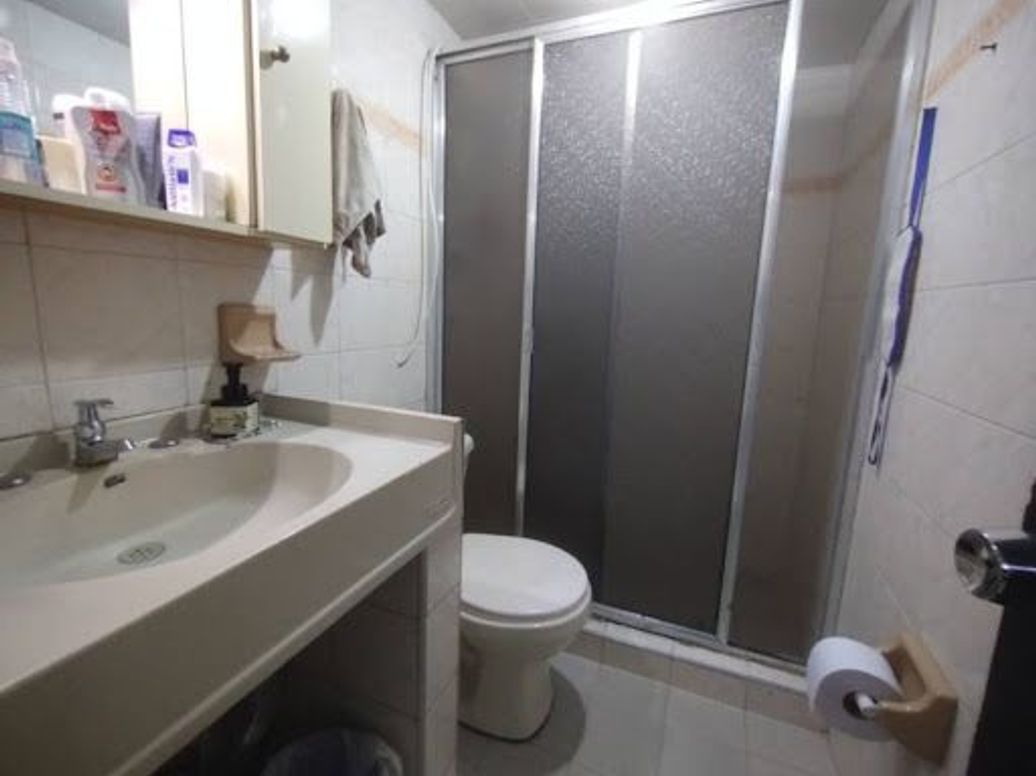 Casa de 12 alcobas en venta en Fontibón, Bogotá, 356 m² · foto 17 de 20