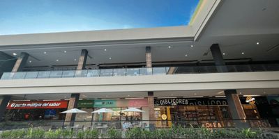 Arrendamos  local  en Villa Campestre , con una superficie de 44.7 M2 Ubicado en una zona privilegiada, este inmueble ofrece una excelente oportunidad para establecer tu negocio. Ideal para diferentes tipos de comercio.  ¡Contáctanos hoy mismo para más información! Numero 3218521992