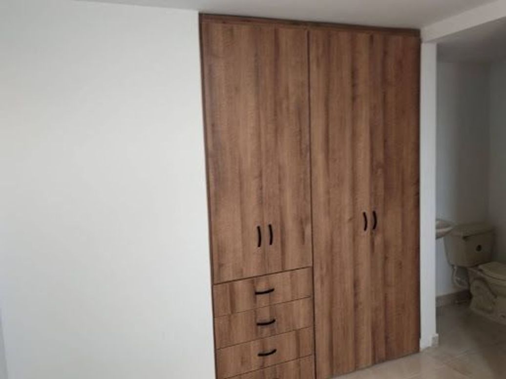 Apartamento de 2 alcobas en venta en Fontibón, Bogotá, 38 m² · foto 7 de 9