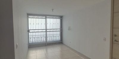 Descubre este apartamento con una superficie de 62.07 metros cuadrados distribuidos en 3 habitaciones, 2 baños, sala-comedor, cocina, area de labores, jardin, balcon, tambien cuenta con salon social, ascensor, piscina,zonai nfantil,planta electrica para areas comunes ,gimnasio y parqueadero comunal, este inmueble es ideal para quienes buscan comodidad. No pierdas la oportunidad de vivir en este lugar. ¡Contáctanos ahora para más información y agenda una visita!