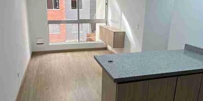 [VEN] ID HOUM: 143101

En Houm te ayudamos de forma fácil y segura. Los beneficios de comprar con nosotros:
    • Te ayudamos a conseguir financiamiento a través de una asesoría personalizada
    • Mediación y seguimiento de todo el proceso
    • Ponemos a tu disposición profesionales en notariado, registro y asesoría jurídica
¡Solo te preocupas de las firmas!

Departamento en venta, ubicado en el barrio El Rosario, con una superficie construida de 50.00 m² y superficie total de 50.00 m². 

Sus principales características son:

    • 2 dormitorios
    • 1 baño
    • No Admite mascotas
    • 1 parqueadero
    • Año de construcción: 2024
            
Además, el inmueble cuenta con las siguientes amenidades:

    • Alberca

Si compras con nosotros, te brindamos asesoría personalizada durante todo el proceso.
Más que una inmobiliaria, somos Houm.
*Aplican T&C