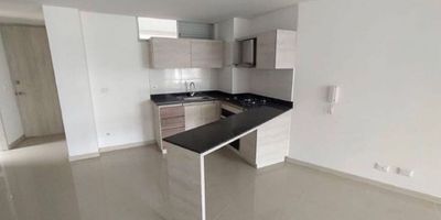 Apartamento moderno, sus espacios le permitiran estar comodo, tranquilo y a gusto en su hogar. Cuenta con dos amplias habitaciones, zona de ropas y balcon. Parqueadero cubierto y deposito con todas la comodidades que ofrece un conjunto cerrado. Piscina, jacuzzi, turco, gym, salon social, bbq. 

 

Espectacular vista a Pereira, ubicado en el mejor sector residencial de Dosquebradas, cerca a centros comerciales, restaurantes, al CAM, facil transporte publico.

 

 

Ubicado en el corazon de Dosquebradas, a 8 minutos del CAM, cerca a centro comerciales Unico, El Progreso, Colegios, facil transporte publico.

Como inversion se entrega alquilado en $1.250.000

 

 

Agenda tu cita!.

 
