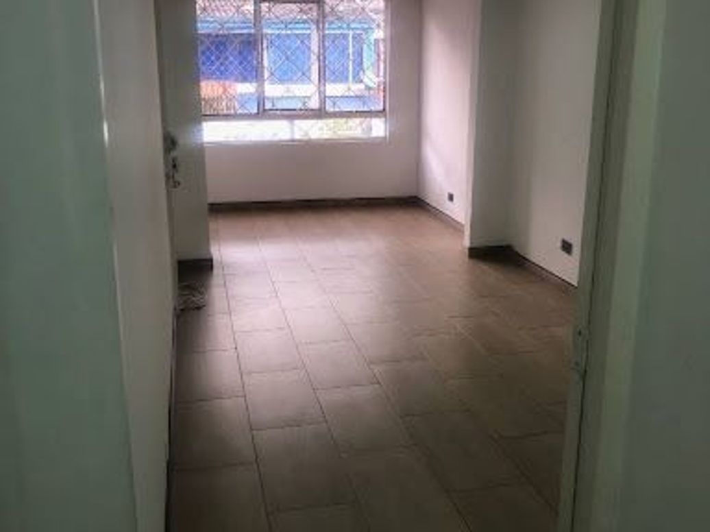 Casa de 4 alcobas en venta en Hayuelos, Bogotá, 195 m² · foto 3 de 16
