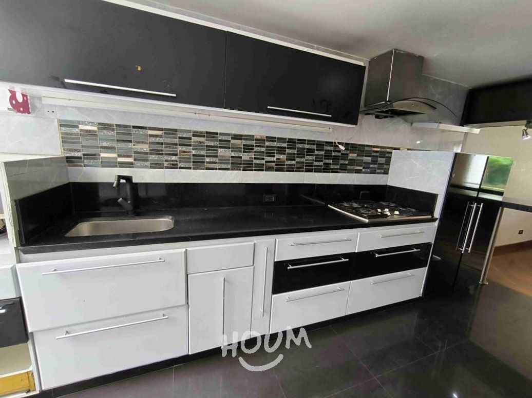 Casa de 4 alcobas en venta en Molinos Norte, Bogotá, 200 m² · foto 4 de 20