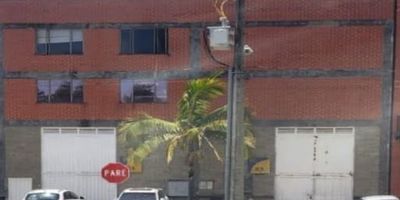 Excelente bodega en la zona franca rionegro, cerca la aeropuerto Jose maría córdoba, 3 niveles , unidad cerrada.