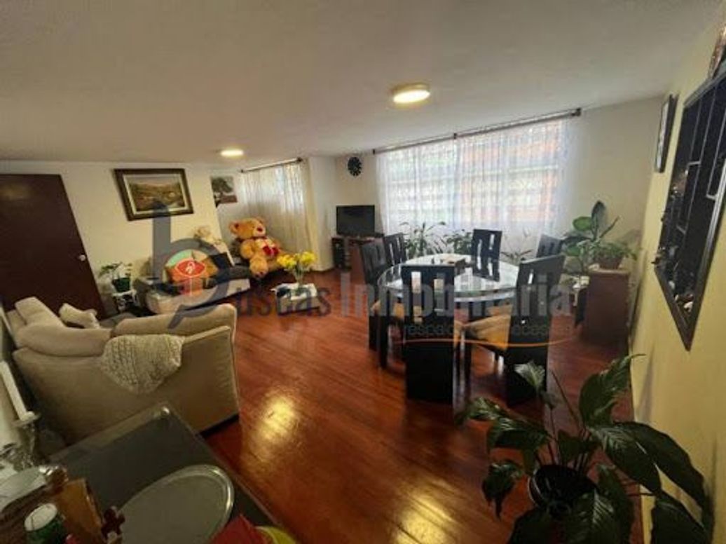 Casa en venta en Bosque Popular, Bogotá · foto 3 de 16
