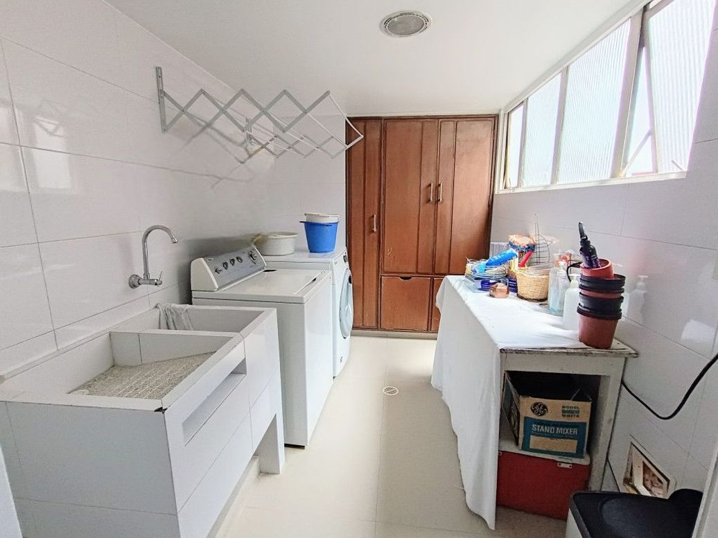 Apartamento de 2 alcobas en venta en El Nogal, Bogotá, 236 m² · foto 10 de 20