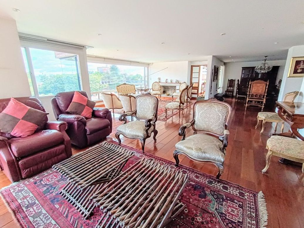 Apartamento de 2 alcobas en venta en El Nogal, Bogotá, 236 m² · foto 4 de 20