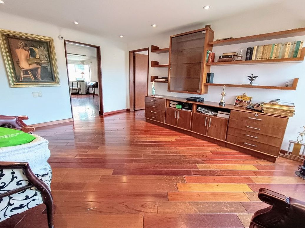 Apartamento de 2 alcobas en venta en El Nogal, Bogotá, 236 m² · foto 14 de 20