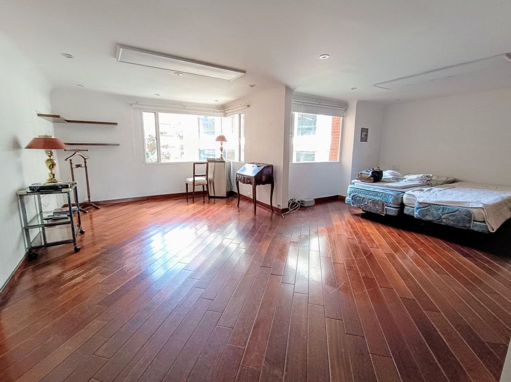 Apartamento de 2 alcobas en venta en El Nogal, Bogotá, 236 m² · foto 15 de 20