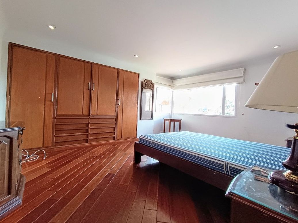 Apartamento de 2 alcobas en venta en El Nogal, Bogotá, 236 m² · foto 19 de 20