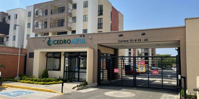 VENTA  APARTAMENTO ubicado en la exclusiva zona de Cali en el Valle del Cauca. Con un área construida de 77,68 mts2  y una cómoda área privada de 73,00 mts2, este inmueble te ofrece el espacio perfecto para ti y tu familia.

Este apartamento cuenta con 3 amplias alcobas, 2 baños completos y una distribución estratégica que garantiza una excelente circulación de aire y luz natural en todas sus áreas. Además, su diseño moderno y acabados de alta calidad le brindan un toque de elegancia y sofisticación.

Si eres amante de los animales, no tienes que preocuparte, ya que este inmueble admite mascotas. Además, podrás disfrutar de un ambiente fresco y confortable en cualquier época del año gracias a su aire acondicionado. Y para relajarte después de un largo día, podrás hacer uso de su acogedor balcón, ideal para tomar un café o leer un libro.