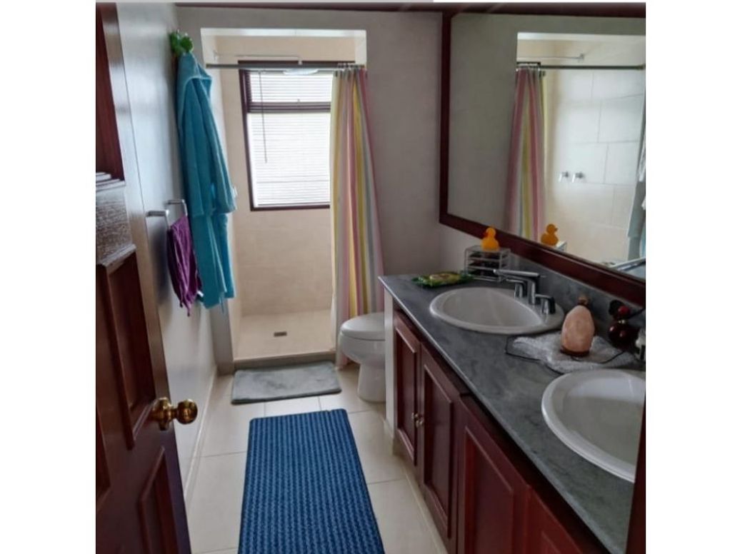 Apartamento de 4 alcobas en venta en Calatayud, Bogotá, 207 m² · foto 8 de 10