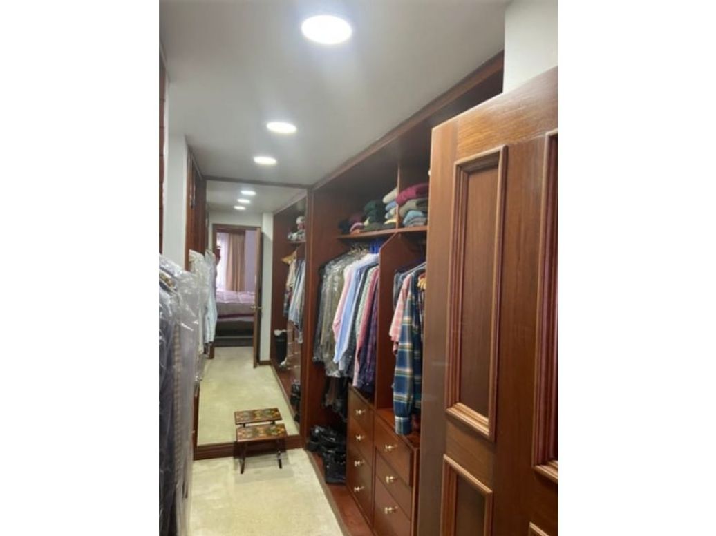 Apartamento de 4 alcobas en venta en Calatayud, Bogotá, 207 m² · foto 6 de 10