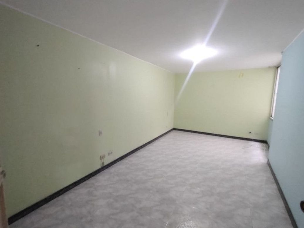 Apartamento de 2 alcobas en venta en Las Nieves, Bogotá, 84 m² · foto 5 de 17