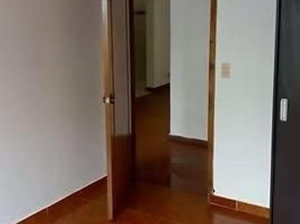 Casa de 9 alcobas en venta en Carvajal, Bogotá, 445 m² · foto 7 de 10
