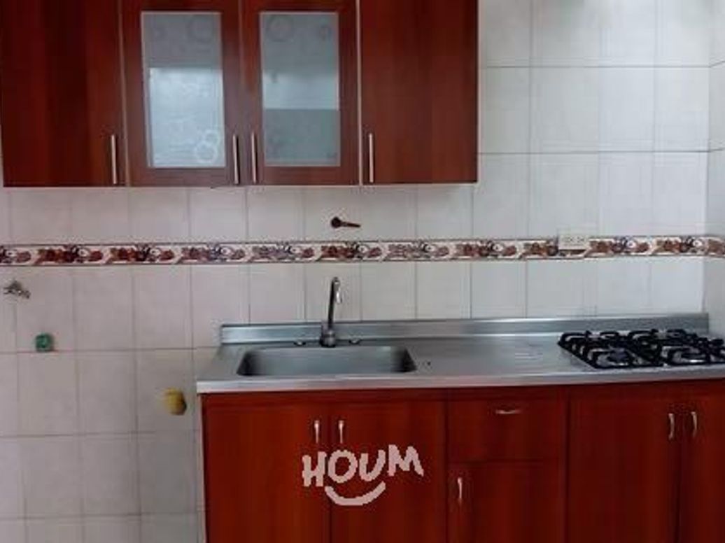 Casa de 9 alcobas en venta en Carvajal, Bogotá, 445 m² · foto 2 de 10