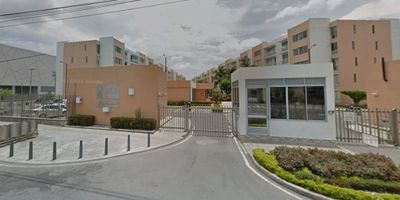 Tu nuevo hogar te espera en el Conjunto Miele

apartamento en venta, ubicado en el tercer piso del exclusivo Conjunto Residencial Miele, diseñado para brindarte comodidad, tranquilidad y una excelente calidad de vida

Características del apartamento

3 acogedoras alcobas con closets

2 baños modernos

Sala comedor amplia y luminosa

Cocina integral equipada

Zona de aseo funcional

Excelente distribución y ventilación natural

Beneficios del conjunto

Piscinas para adultos y niños

Salón social para tus eventos especiales

Zona de juegos infantiles

Parqueadero privado

Vigilancia y acceso controlado

Ubicación privilegiada

Fácil acceso a transporte público

A pocos minutos del Centro Comercial Unicentro

Rápida conexión con vías principales Cali Buga

Cerca de supermercados, tiendas y todo lo que necesitas

Ideal para familias que buscan bienestar, seguridad y excelente.