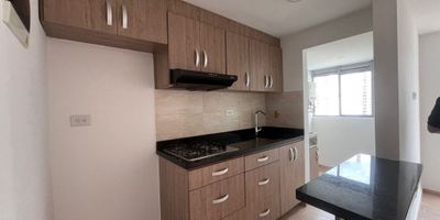 apartamento de 2 habitaciones y 2 baños, ubicado en una de las zonas mas centrales de la ciudad. Con 69 metros cuadrados de espacio bien distribuido, Además, cuenta con 1 parqueadero, sofisticada en este inmueble que combina modernidad y funcionalidad en cada detalle. ¡Bienvenido a tu nuevo hogar!