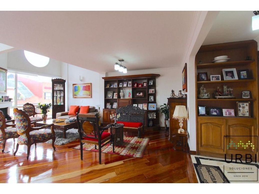 Apartamento de 3 alcobas en venta en Pasadena, Bogotá, 139 m² · foto 3 de 20