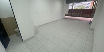 En Inmobiliaria Proteger queremos que cumplas tus sueños y logres tus metas por esta razón te ayudamos a conseguir las llaves para que ubiques tu negocio en donde lo deseas en un lugar lindo y estratégicamente ubicado en Sabaneta.

Local con área de 25 mts, red de gas, piso en ceramica, baño, parqueadero cubierto sencillo y cuarto util.
