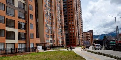 EXCELENTE OPOTUNIDAD PARA ESTRENAR , 2 ALCOBAS, UN BAÑO, SALA COMEDOR, CO INA INTEGRAL A GAS, ZONA DE LAVANDERIA NO GARAGE, CERCA AL TERMINAL DE TRANSPORTE, CERCA A LA 13 Y AVENIDA 68 MUY BIEN UBICADO PISOS EN MADERA, VA CONTAR CON PISCINA PARA ADULTOS, NIÑOS, ZONAS HUMEDAS, SALON BARBUCEU, 2 SALONES SOCIALES, SALON DE TEATRO, TDRRAZA, PARQUE INFANTIL