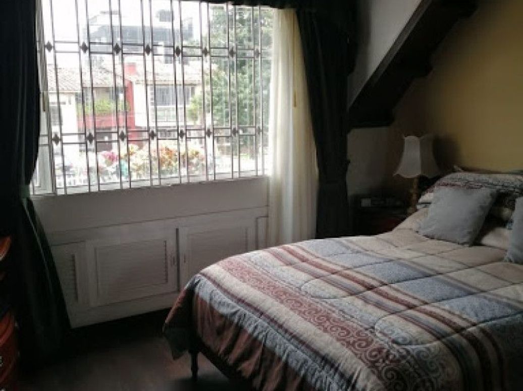 Casa de 3 alcobas en venta en Prado Veraniego Norte, Bogotá, 224 m² · foto 9 de 20