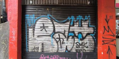 Ubicado en pleno Centro de la ciudad, a pasos de los principales puntos de interés, te presentamos este luminoso local de 8 m2 en el primer piso.
Incluye pequeña cocina, para tus necesidades basicas, y un baño.
Estás buscando un lugar que te inspire a crecer profesionalmente. Este local con encanto en pleno corazón de la ciudad, será el aliado perfecto para darle vida a tus ideas.
