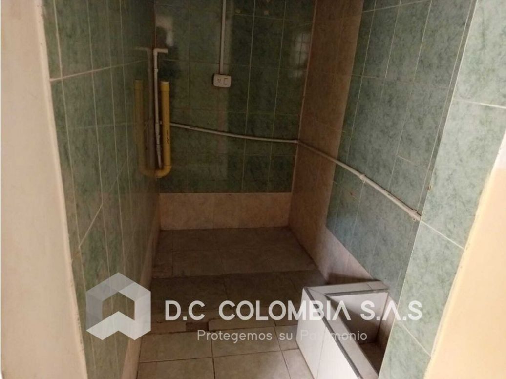 Casa de 7 alcobas en venta en Los Naranjos, Bogotá, 341 m² · foto 14 de 20