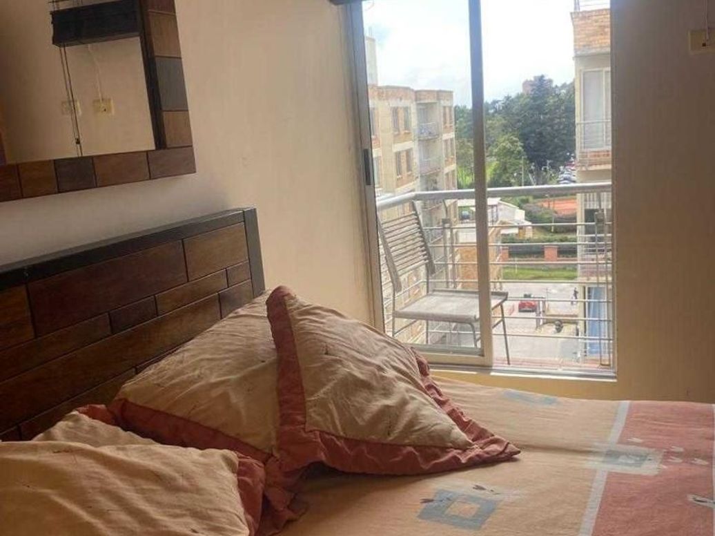 Apartamento de 3 alcobas en venta en El Plan, Bogotá, 58 m² · foto 10 de 19