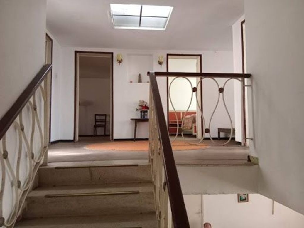 Casa de 8 alcobas en venta en Villemar, Bogotá, 375 m² · foto 13 de 20